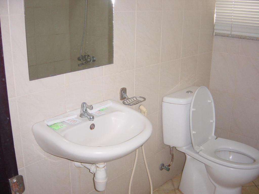 Hotel Celebes Manado Chambre photo