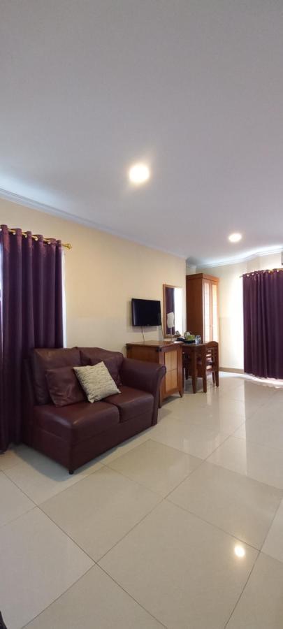 Hotel Celebes Manado Extérieur photo