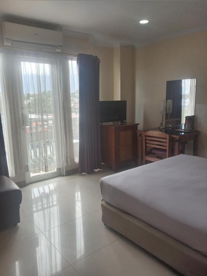 Hotel Celebes Manado Extérieur photo
