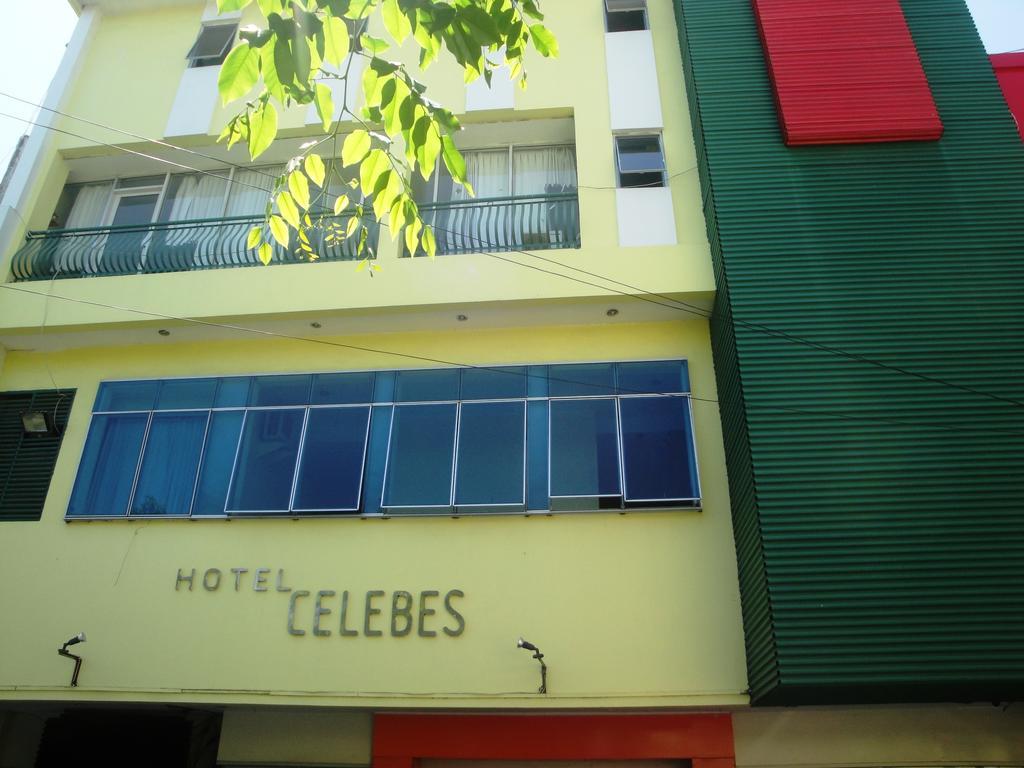 Hotel Celebes Manado Extérieur photo