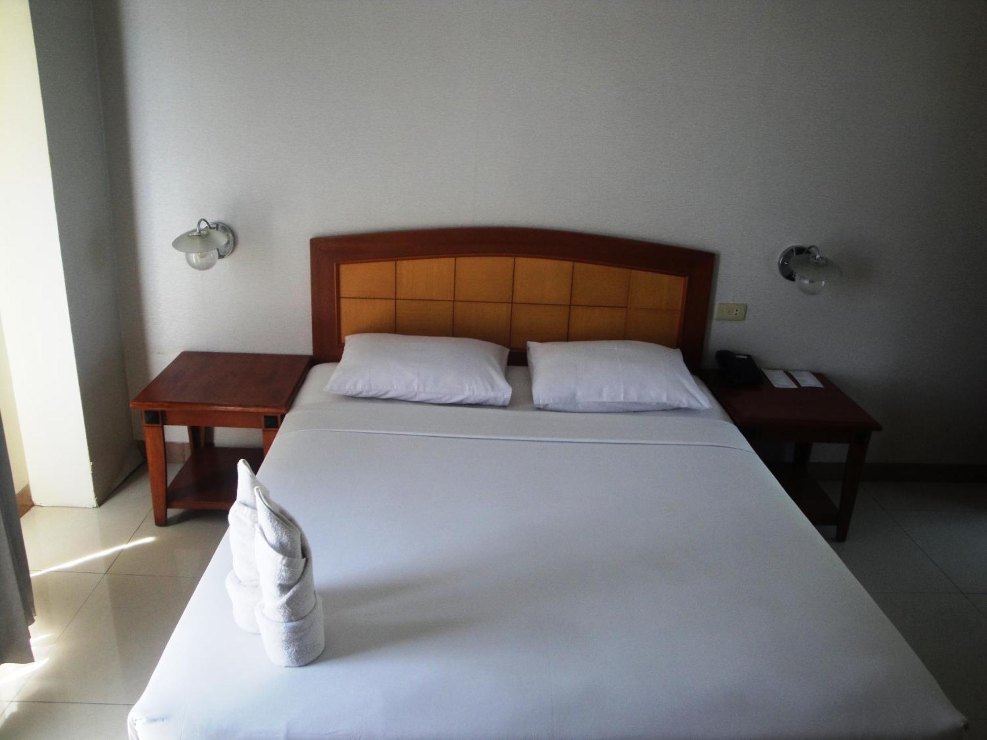 Hotel Celebes Manado Chambre photo