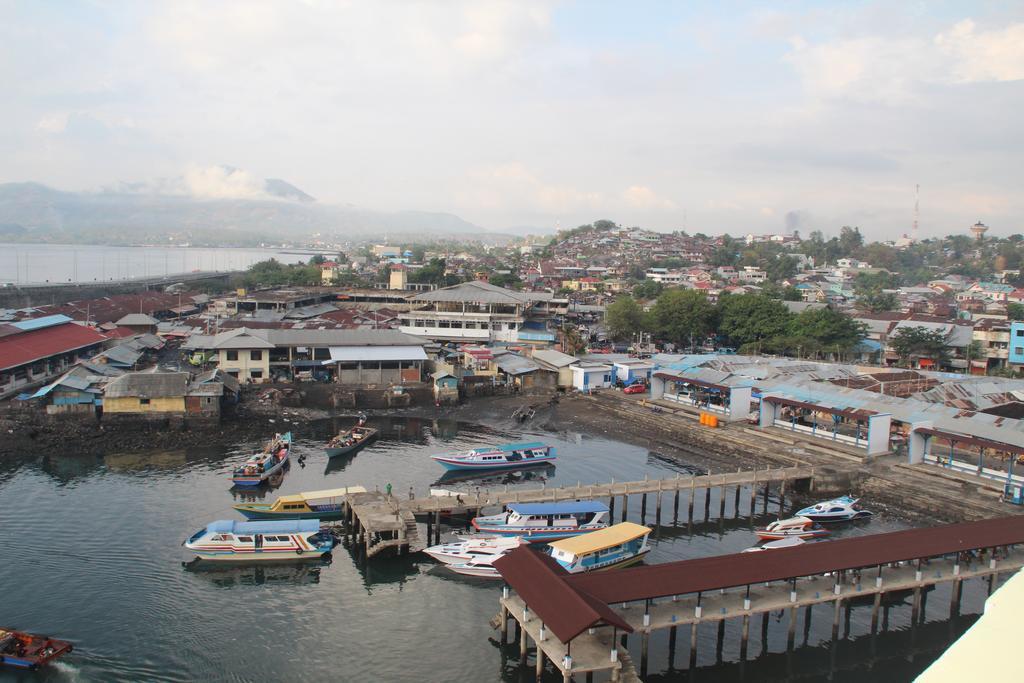 Hotel Celebes Manado Extérieur photo